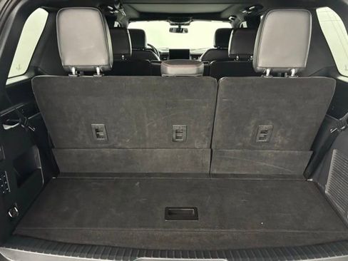 Used 2022 Ford Expedition Limited image 41