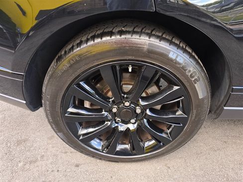 Used 2016 Land Rover Range Rover Supercharged AWD/4WD image 31