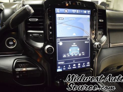Used 2022 RAM 3500 Limited AWD/4WD image 21