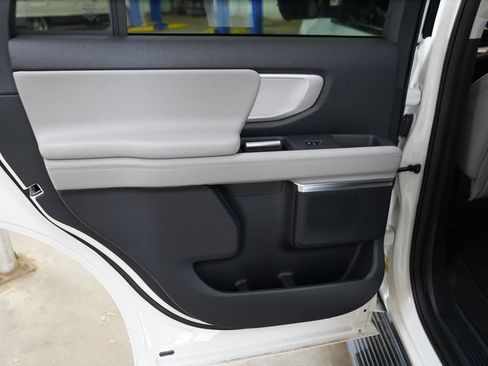 New 2026 Ford Expedition Active AWD/4WD image 33