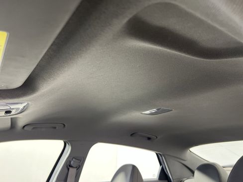 Used 2023 Hyundai Elantra Blue w/ Preferred Accessory Package image 24