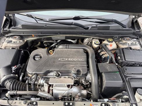 Used 2017 Chevrolet Malibu LT w/ Leather Package image 25