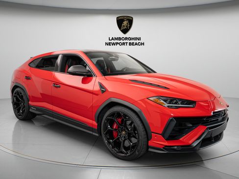 Used 2024 Lamborghini Urus Performante AWD/4WD image 1