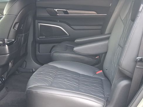 Used 2025 Kia Telluride SX Prestige X-Line AWD/4WD image 14