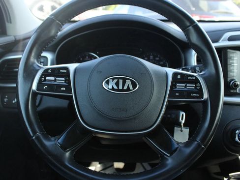 Used 2020 Kia Sorento LX w/ LX I4 Convenience Package FWD image 25