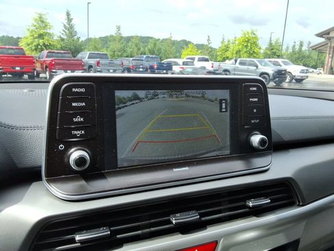 Used 2020 Kia Telluride S FWD image 16