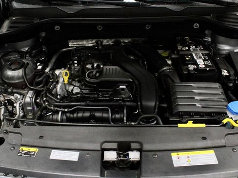 Used 2023 Volkswagen Taos SEL AWD/4WD image 17