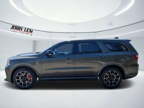 New 2026 Dodge Durango SRT Hellcat w/ Trailer Tow Group IV AWD/4WD image 6