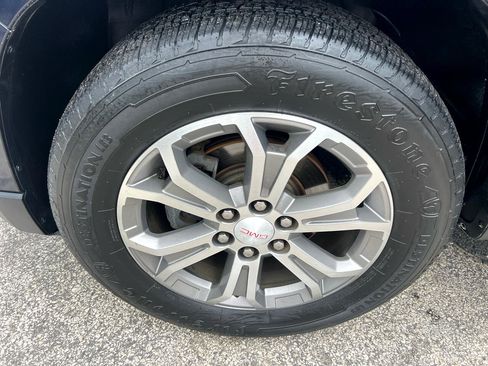 Used 2016 GMC Acadia SLT image 10