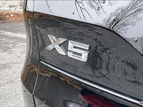 Used 2023 BMW X5 xDrive40i w/ Premium Package image 10