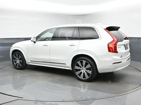Used 2023 Volvo XC90 B6 Ultimate w/ Protection Package Premier AWD/4WD image 7