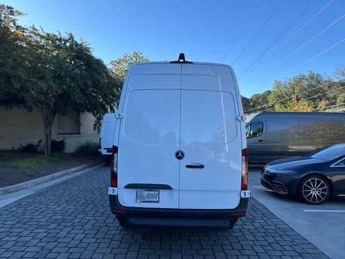 New 2025 Mercedes-Benz Sprinter 2500 image 4