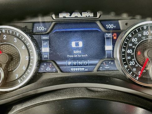 Used 2024 RAM 2500 Big Horn w/ Safety Group AWD/4WD image 18