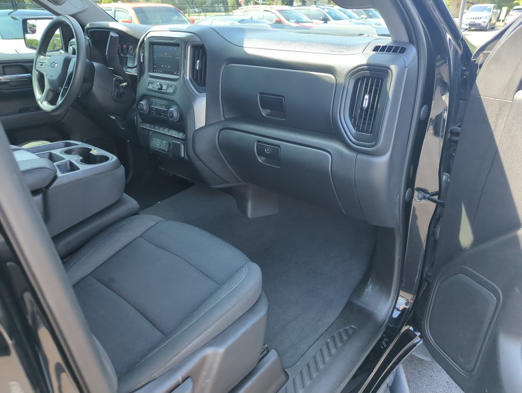 Used 2023 Chevrolet Silverado 1500 Custom Trail Boss w/ LPO, Dark Essentials Package AWD/4WD image 32