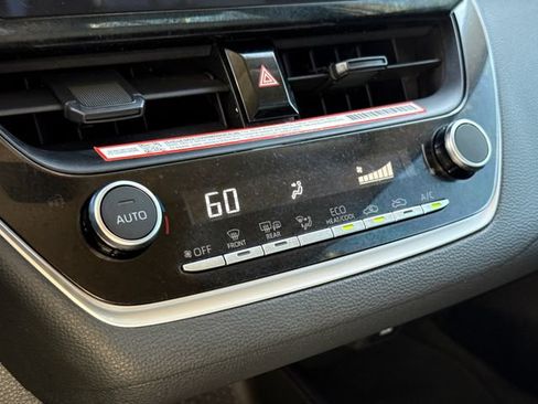 Used 2026 Toyota Corolla LE FWD image 25