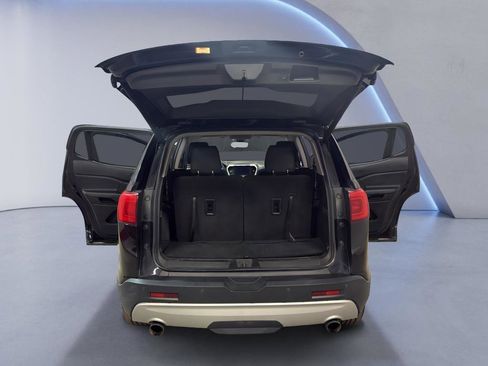 Used 2018 GMC Acadia SLT image 11