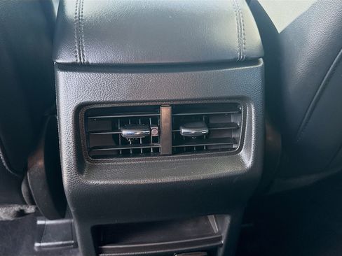 Used 2022 Ford Edge SEL w/ Convenience Package image 22