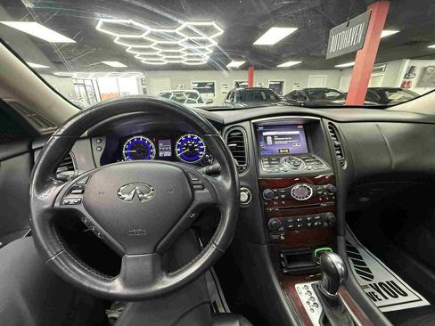 Used 2016 INFINITI QX50 AWD image 16