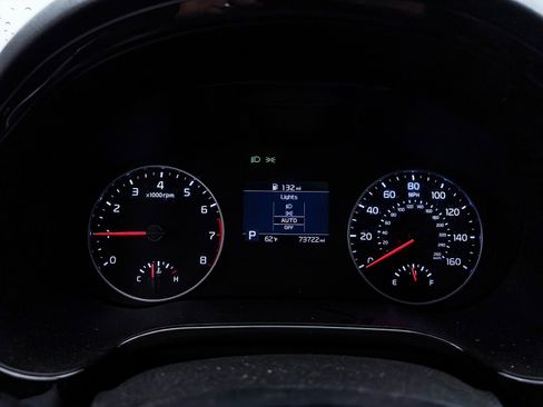 Certified 2022 Kia Seltos EX image 32