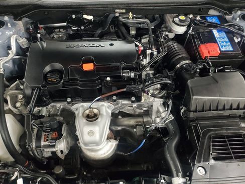 Used 2024 Honda Civic Sport image 4