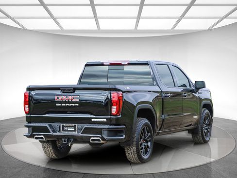 Used 2025 GMC Sierra 1500 Elevation w/ Preferred Package image 4