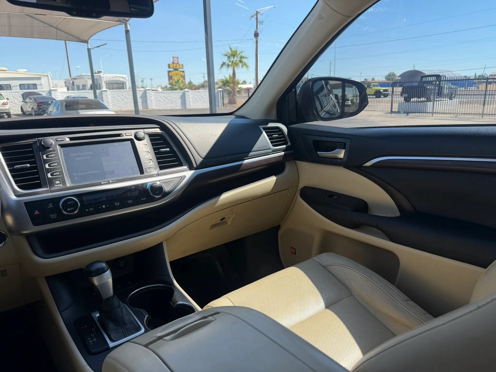 Used 2015 Toyota Highlander Limited AWD/4WD image 28