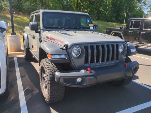 Used 2022 Jeep Gladiator Rubicon w/ Trailer Tow Package AWD/4WD image 5