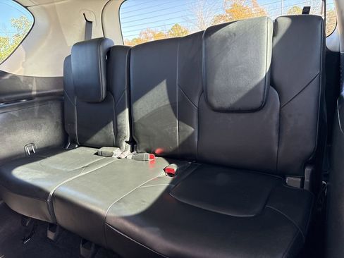 Used 2023 Nissan Armada SL image 15