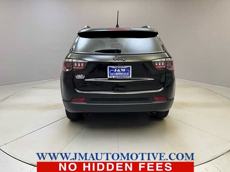 Used 2022 Jeep Compass Latitude w/ Sun and Sound Group AWD/4WD image 4