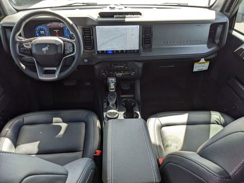 New 2026 Ford Bronco Big Bend w/ Black Diamond Package AWD/4WD image 12