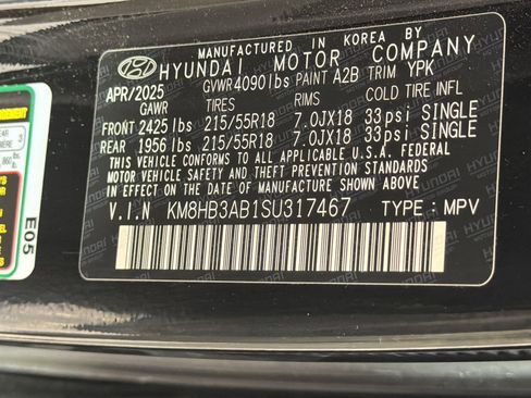 Certified 2025 Hyundai Kona SEL FWD image 18