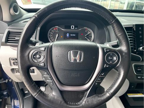 Used 2023 Honda Ridgeline RTL-E image 12