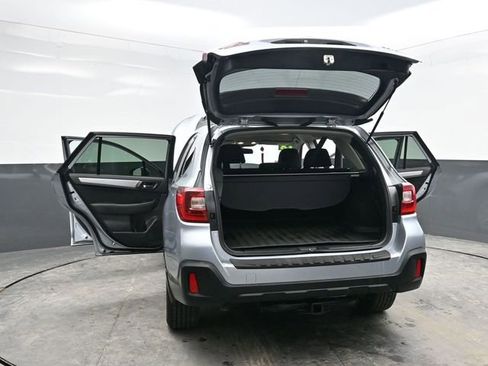 Used 2018 Subaru Outback 2.5i Premium image 42