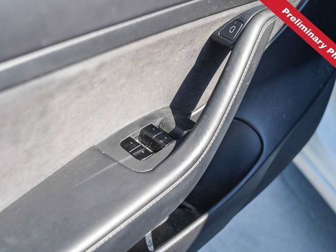 Used 2021 Tesla Model 3 Standard Range Plus RWD image 18