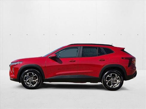 New 2026 Chevrolet Trax LT w/ Driver Confidence Package image 5