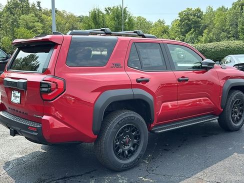 New 2026 Toyota 4Runner TRD Off-Road Premium AWD/4WD image 32