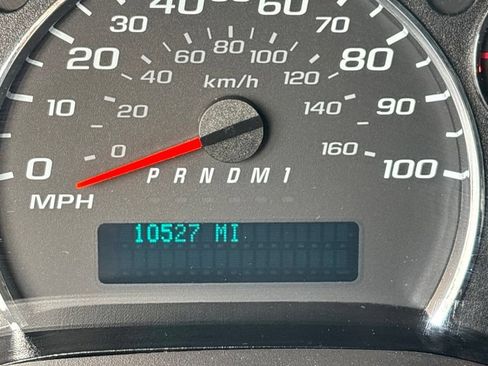 Used 2025 GMC Savana 2500 w/ Driver Convenience Package RWD image 16