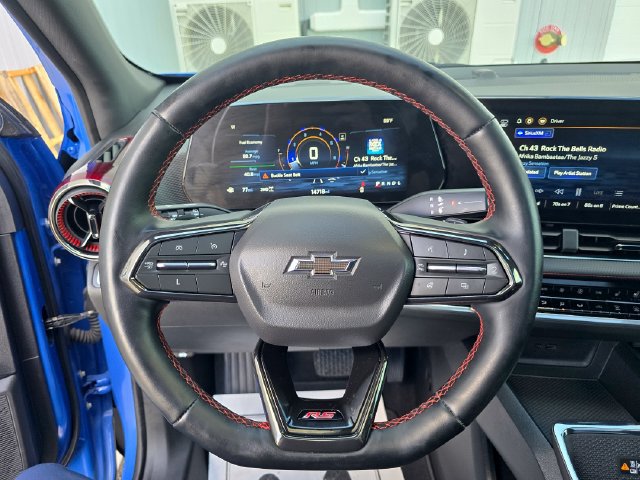 Used 2025 Chevrolet Equinox RS w/ Safety and Technology Package AWD/4WD image 22