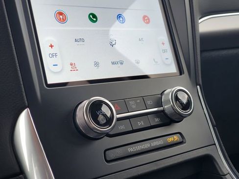 Used 2023 Ford Edge Titanium w/ Equipment Group 301A image 21