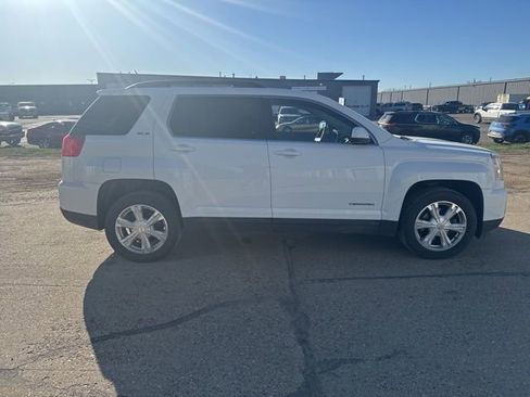 Used 2017 GMC Terrain SLE w/ Convenience Package AWD/4WD image 8