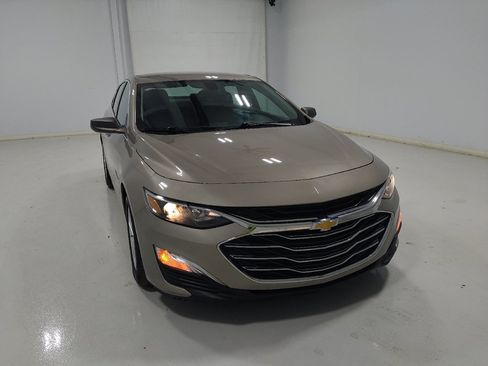 Used 2022 Chevrolet Malibu LS FWD image 14