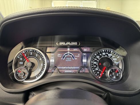 Used 2022 RAM 1500 Laramie w/ Sport Appearance Package image 32