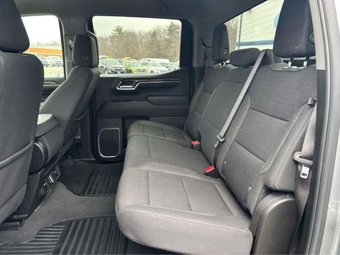 Used 2024 Chevrolet Silverado 1500 LT AWD/4WD image 30