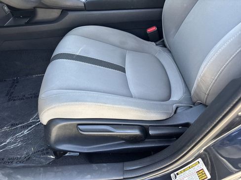 Used 2018 Honda Civic EX image 19