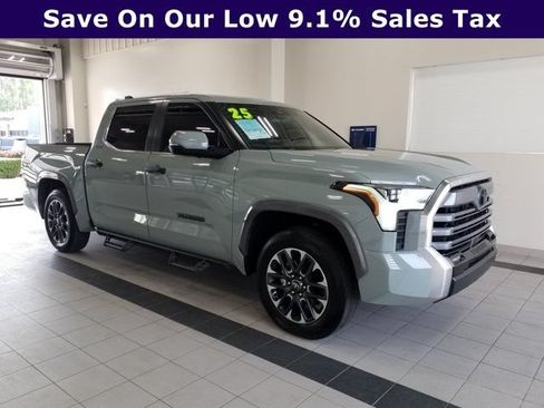 Used 2025 Toyota Tundra Limited AWD/4WD image 1
