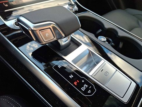 New 2026 Audi Q8 Prestige image 13