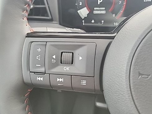 New 2025 Nissan Kicks SR w/ SR Premium Package image 29