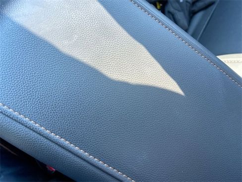 Used 2023 GMC Acadia AT4 w/ Technology Package image 25