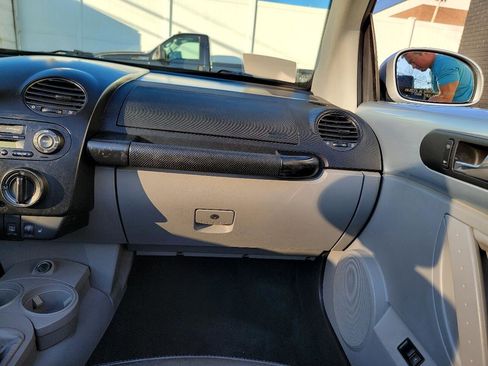 Used 2004 Volkswagen Beetle GLS image 36
