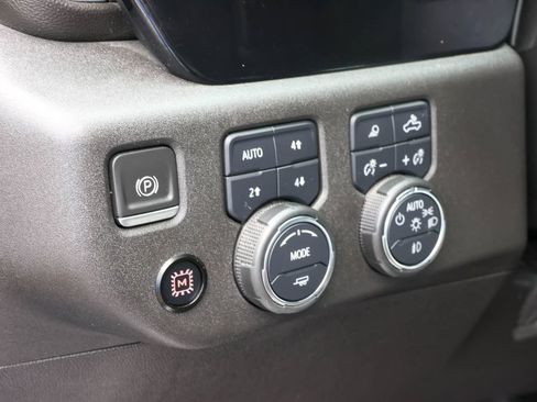 Used 2022 Chevrolet Silverado 1500 RST AWD/4WD image 11